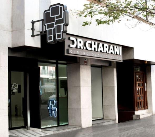 fachada clinica dental charani en valencia